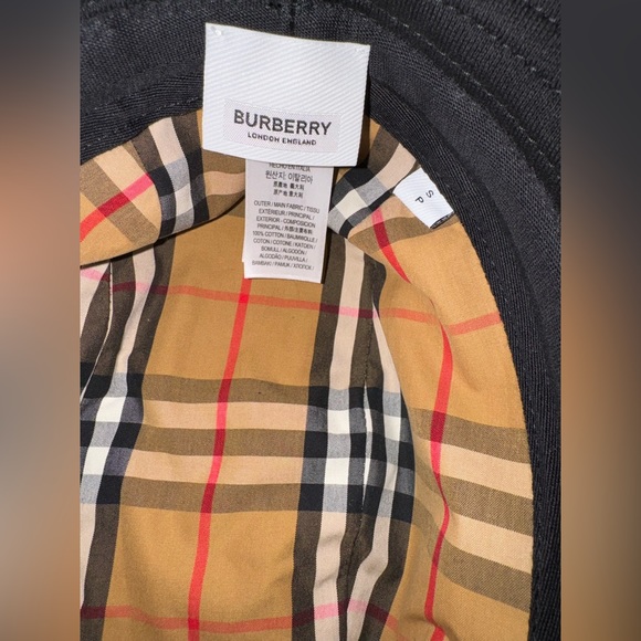 NWOT Burberry Logo-Print Bucket Hat - Picture 6 of 9